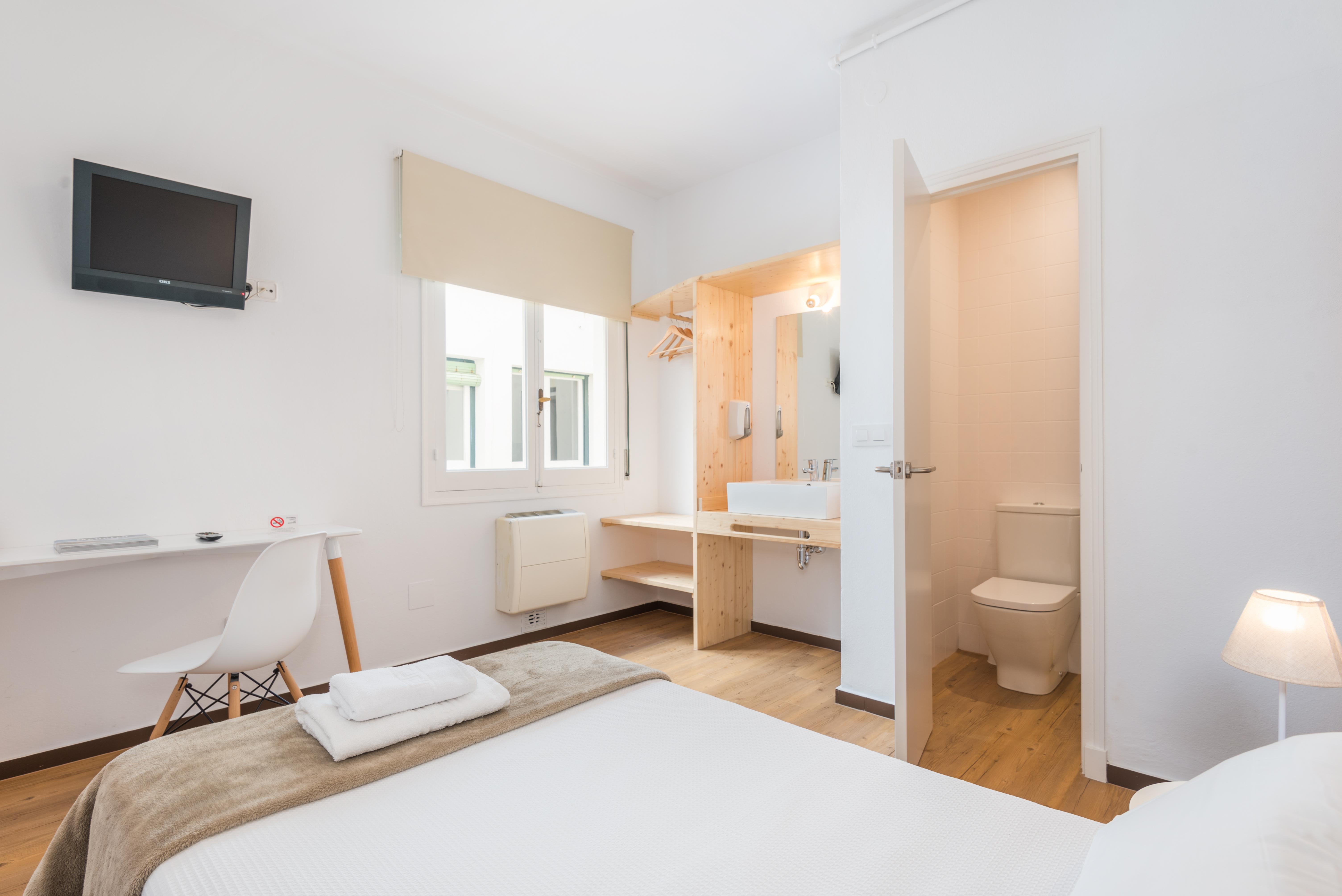 Hostal Jume - Urban Rooms Mahón Eksteriør bilde